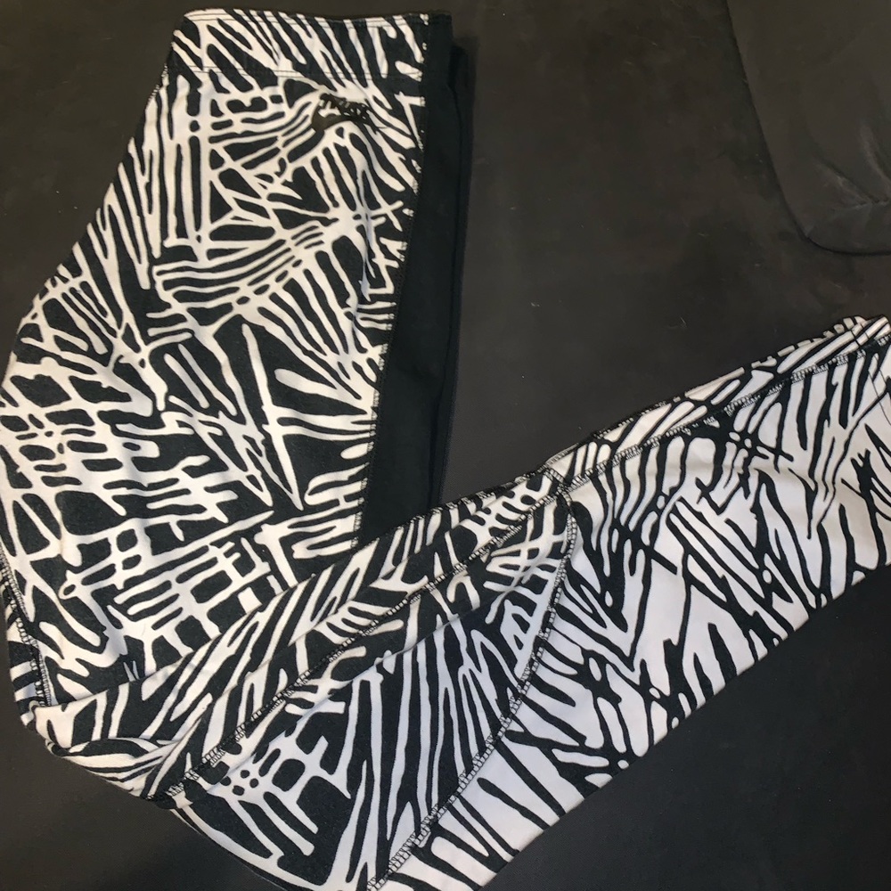 Nike leggings